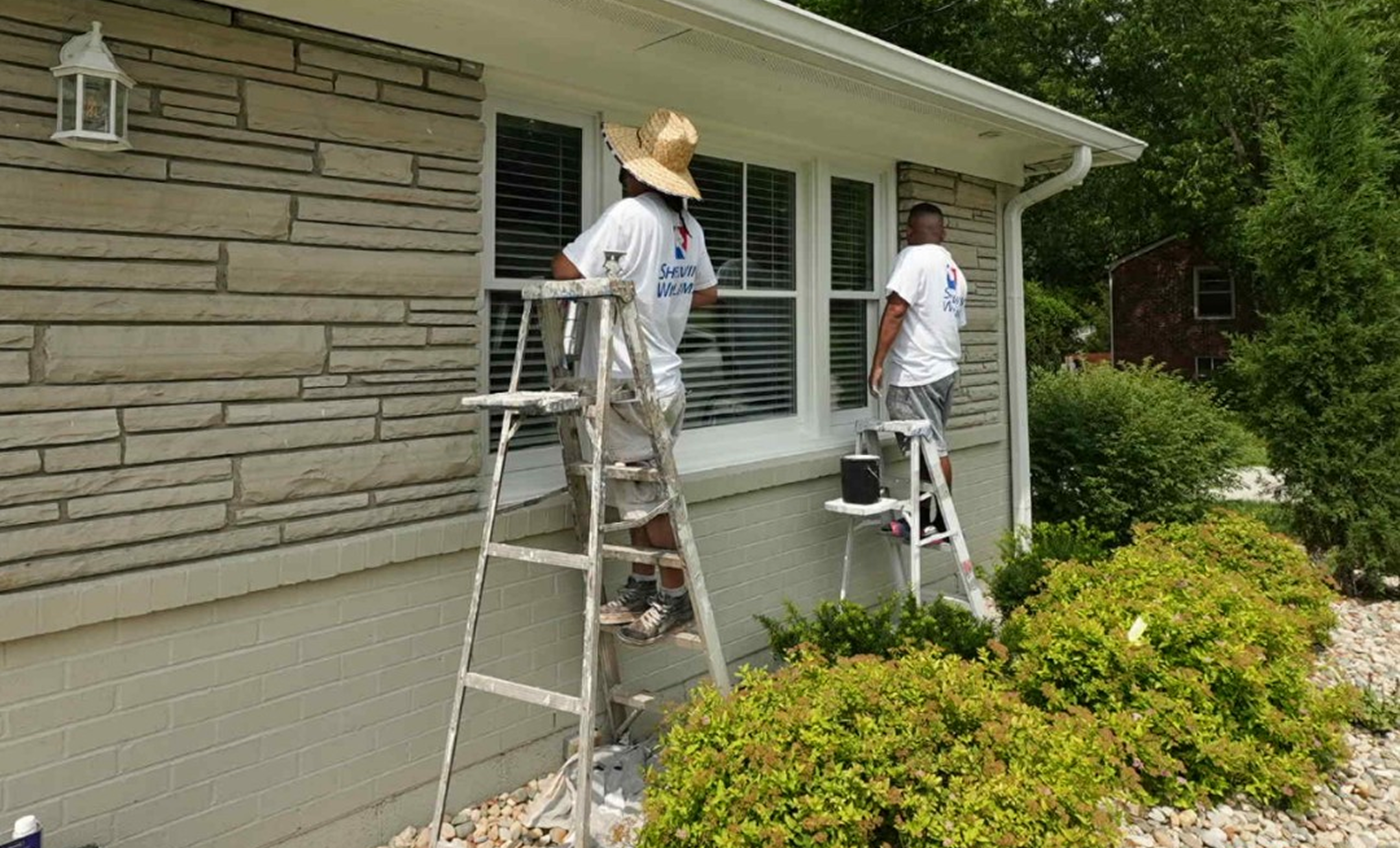 Exterior painting 8 painters near me